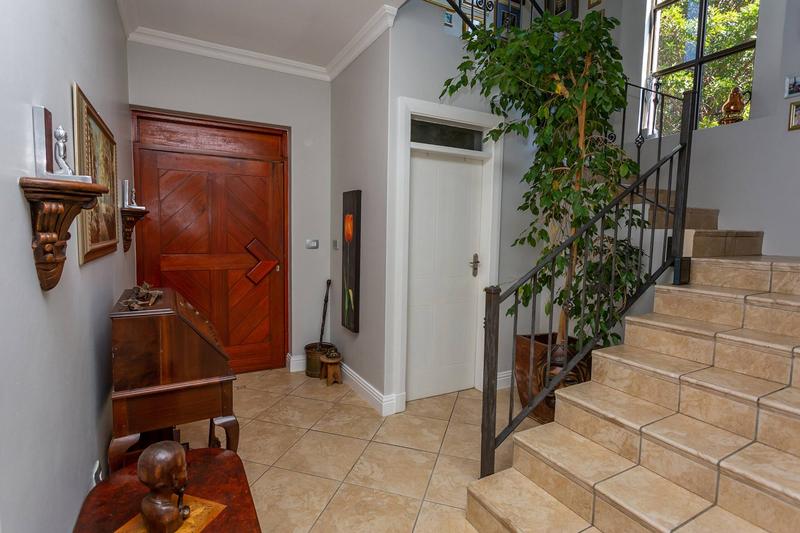 To Let 4 Bedroom Property for Rent in Crofters Valley Western Cape